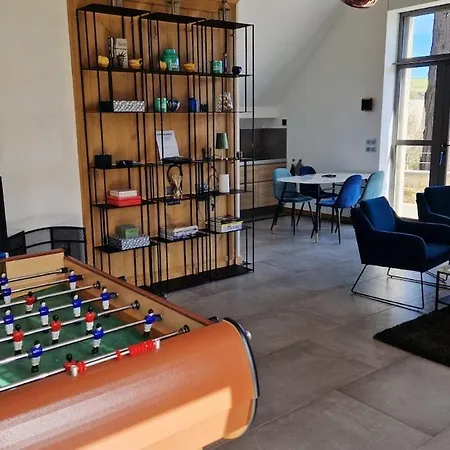 בית נופש Loft De Layolette, Centre, Calme *
