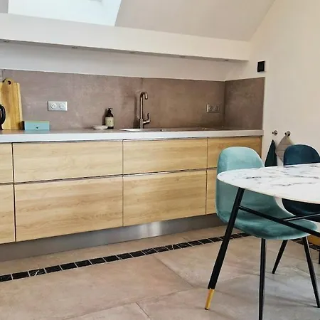 בית נופש Loft De Layolette, Centre, Calme